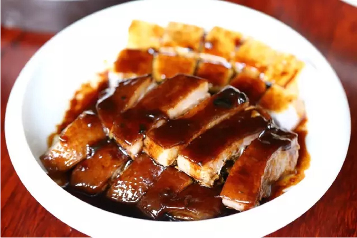 老字号齐开新派餐厅为哪般？