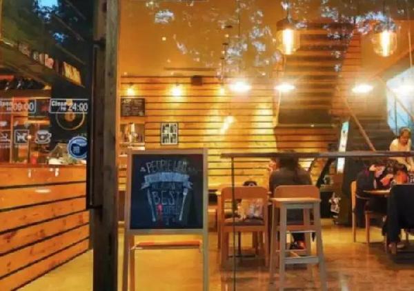 美女优先靠窗坐，人气餐厅的小心机你知道吗？