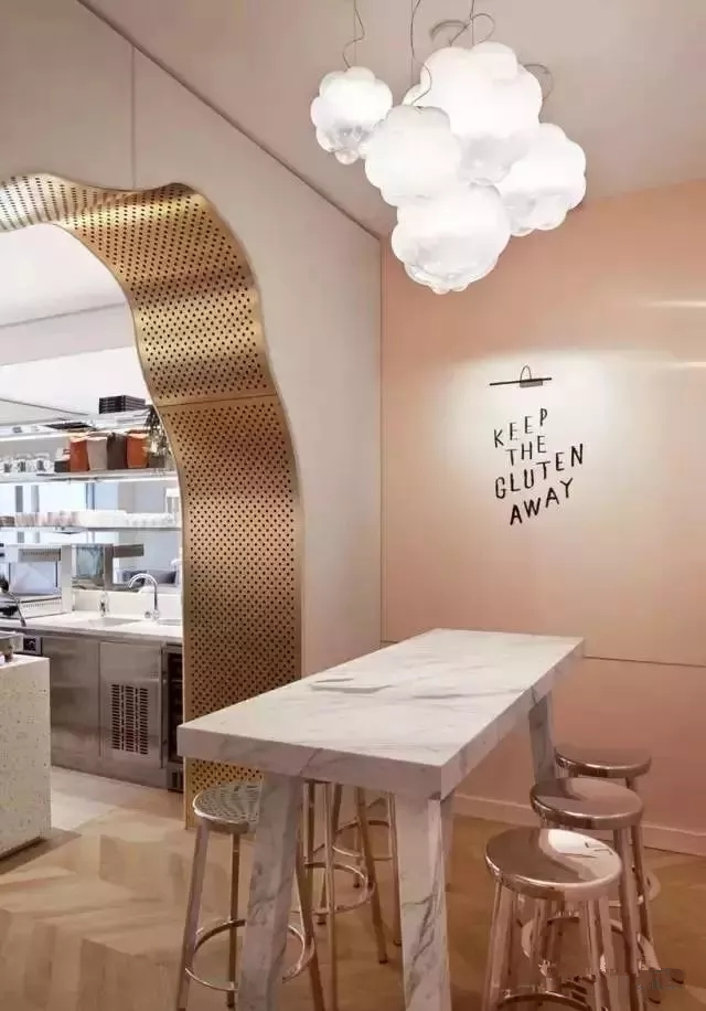 为什么灯光亮的餐厅反而生意不好？餐厅照明的门道你懂多少？