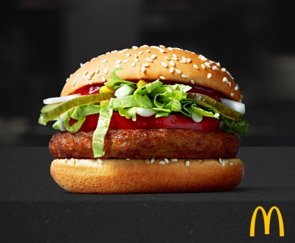 麦当劳的素食汉堡卖得不错，要成芬兰和瑞典门店的标配了