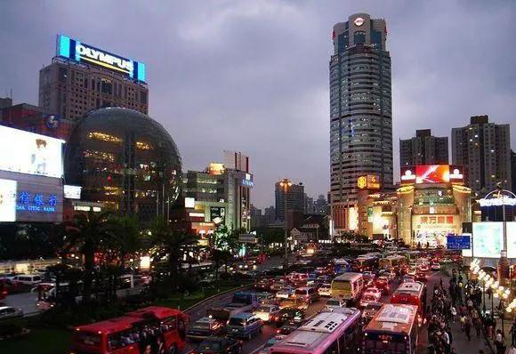 揭秘上海最火商圈：这样的选址90%的餐厅能赚翻！